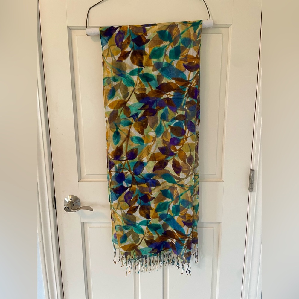 Colorful Leaf Pattern Over-sized Scarf